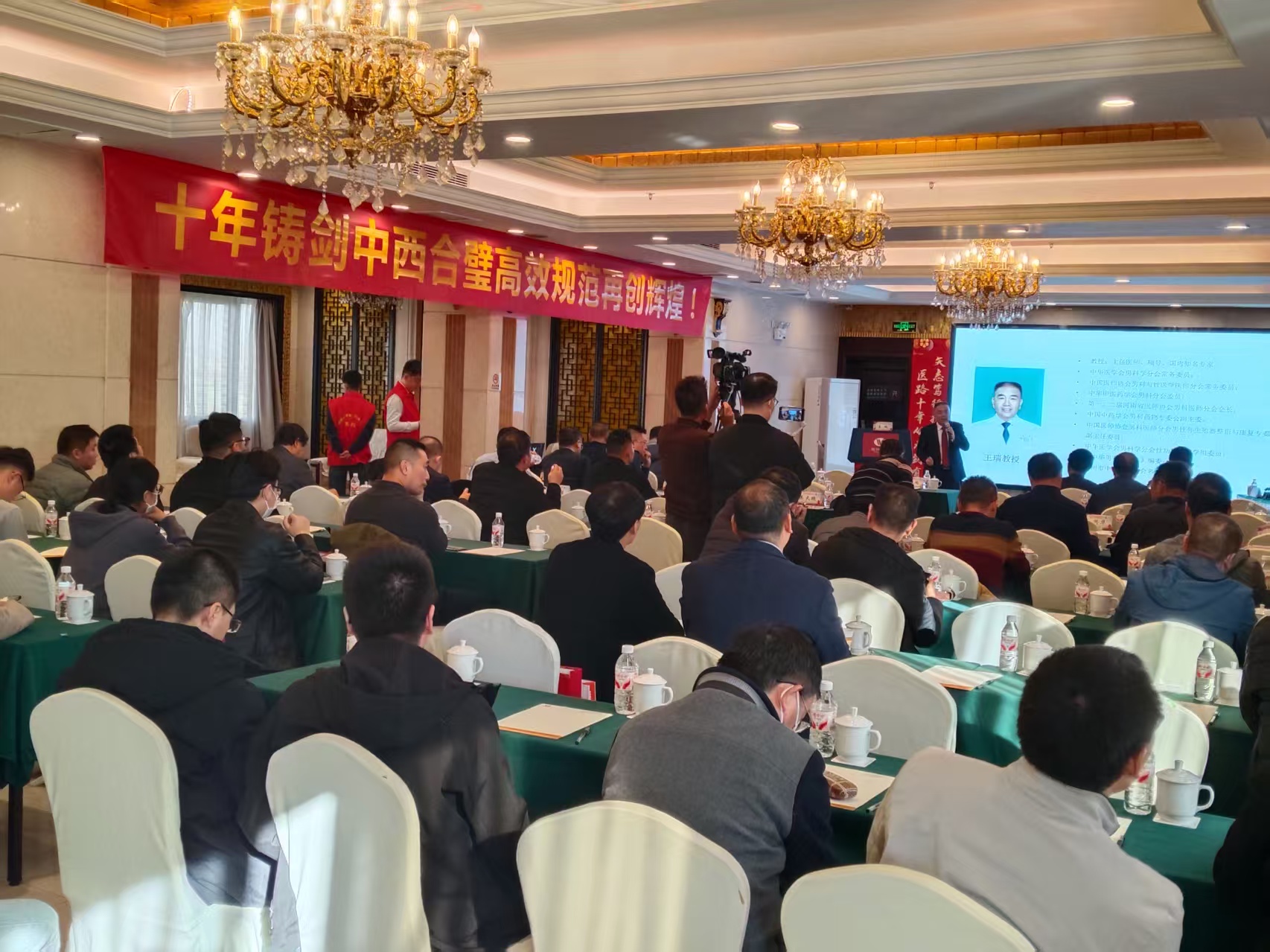 1764570359572939.jpg 2.jpg